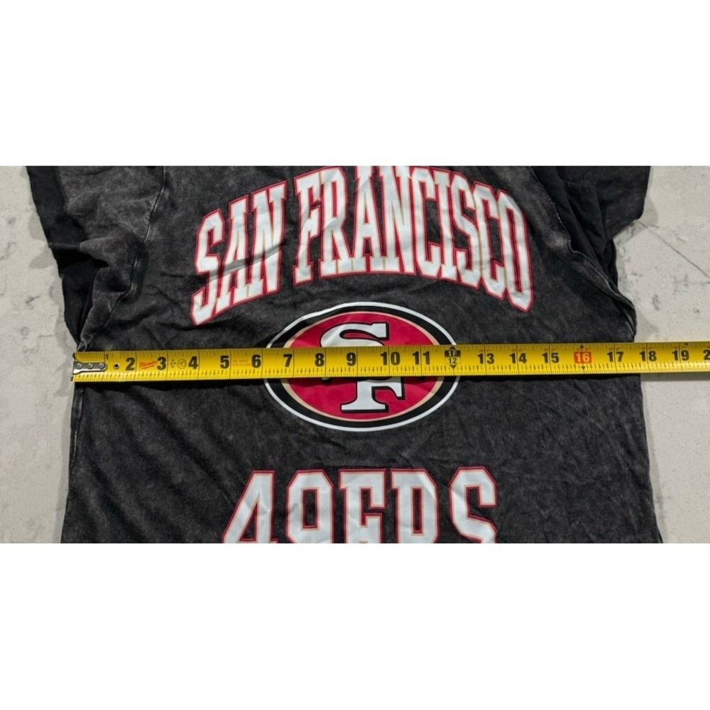 NWT San Francisco 49ers Flutter Sleeve T-Shirt Womens Small Black Relaxed Fit - Picture 7 of 9